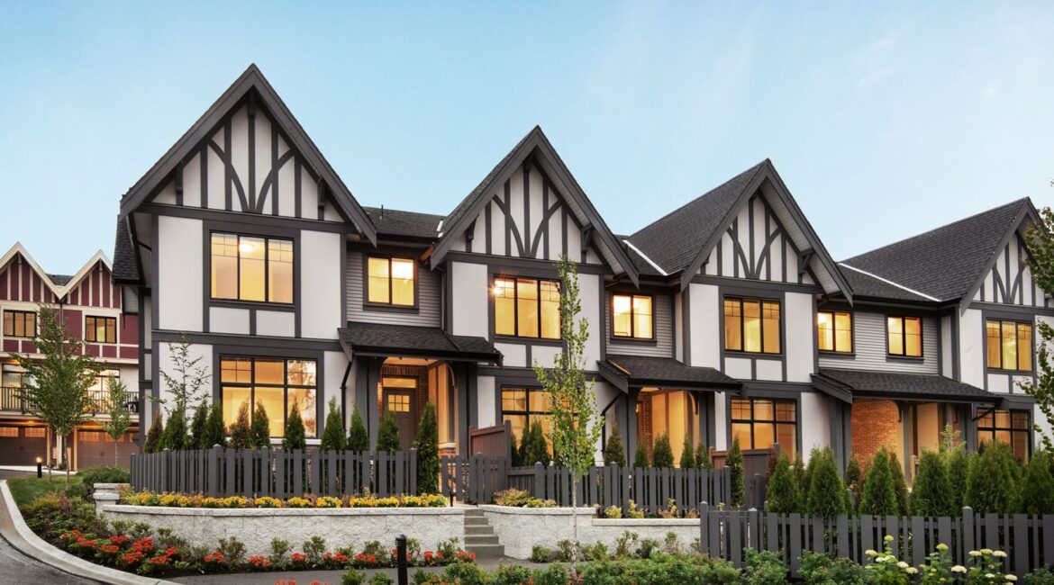 Exterior-of-Hadleigh-townhomes